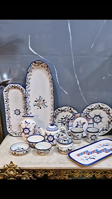 ظروف پذیرایی و دکوری و اکسسوری سرامیکی
